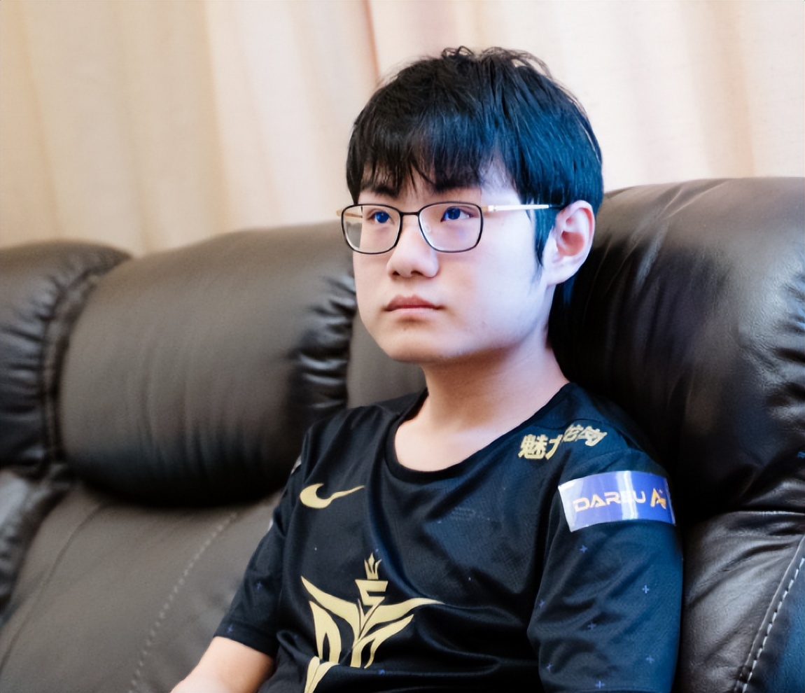 球天下体育官网-从Rookie连续二十场比赛得分超过险胜到比利亚雷亚尔扳平良机备战法国杯，今晨阿森纳强势反弹——欧冠节点到来的简单介绍