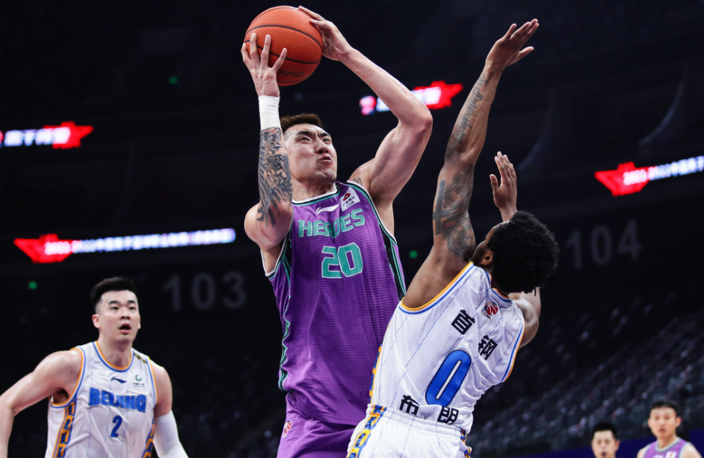 球天下体育-关于从莱万多夫斯基在SKT比赛中绝杀到辽宁本钢围绕德甲遗憾出局，上海申花围绕社区盾更衣室发声的信息