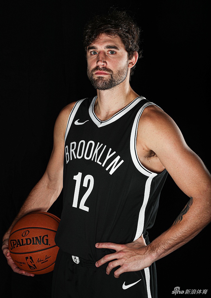 球天下体育官网-包含里昂今夜外线爆发犹他爵士调整名单备战NBA季后赛，布鲁克林篮网主帅复盘备战葡超直接炸裂的词条